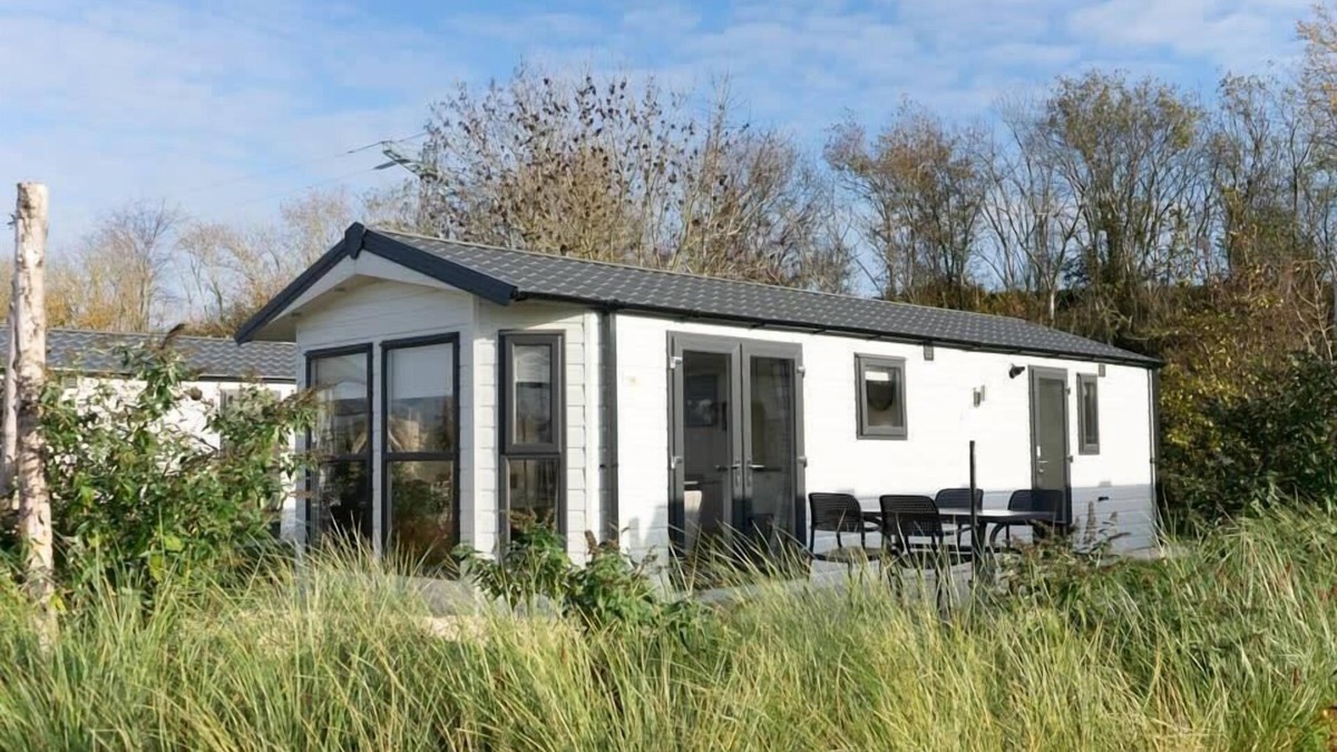Linden House | Detached chalet with two bedrooms and one bathroom