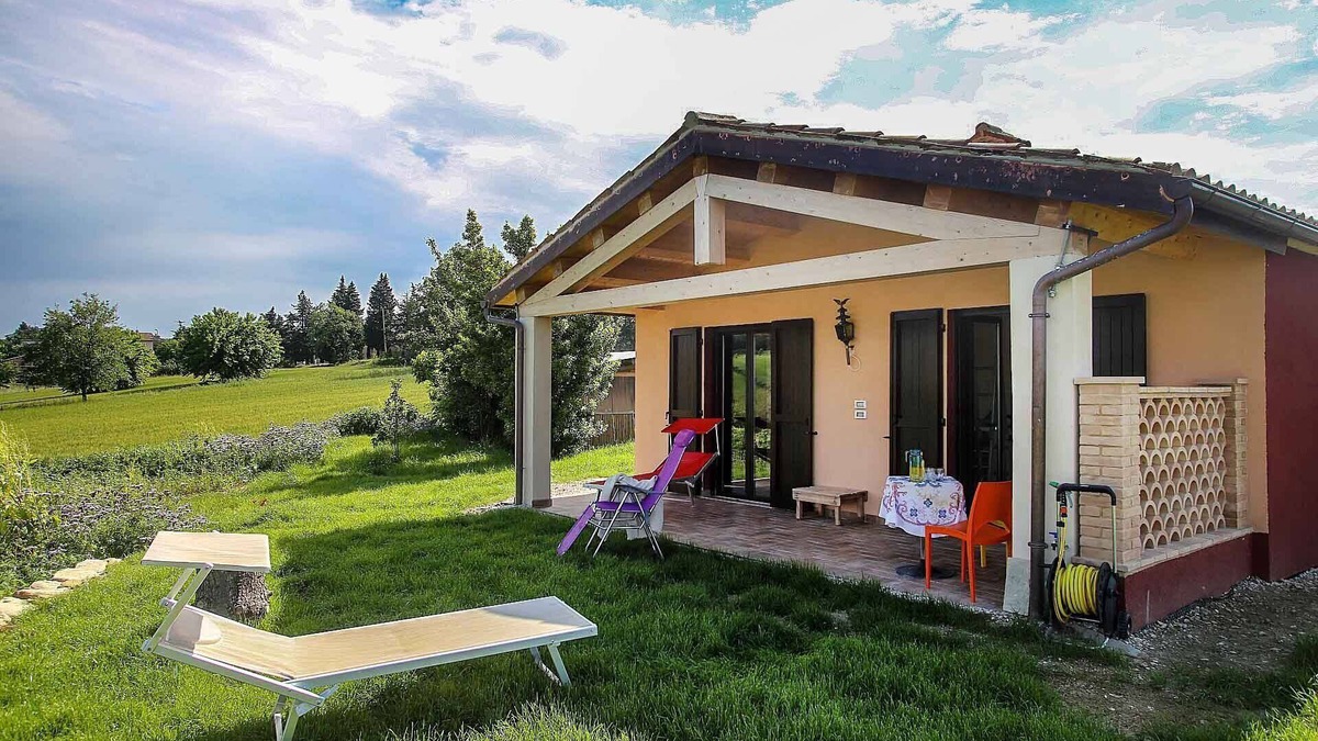 Serra de' Conti House | Detached, comfortable holiday home in the winegrowing area with a great panorama