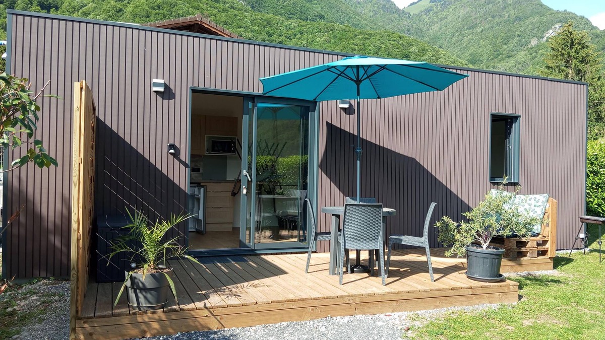 Marlens House | Detached cottage at the foot of the mountains for 2-4 people