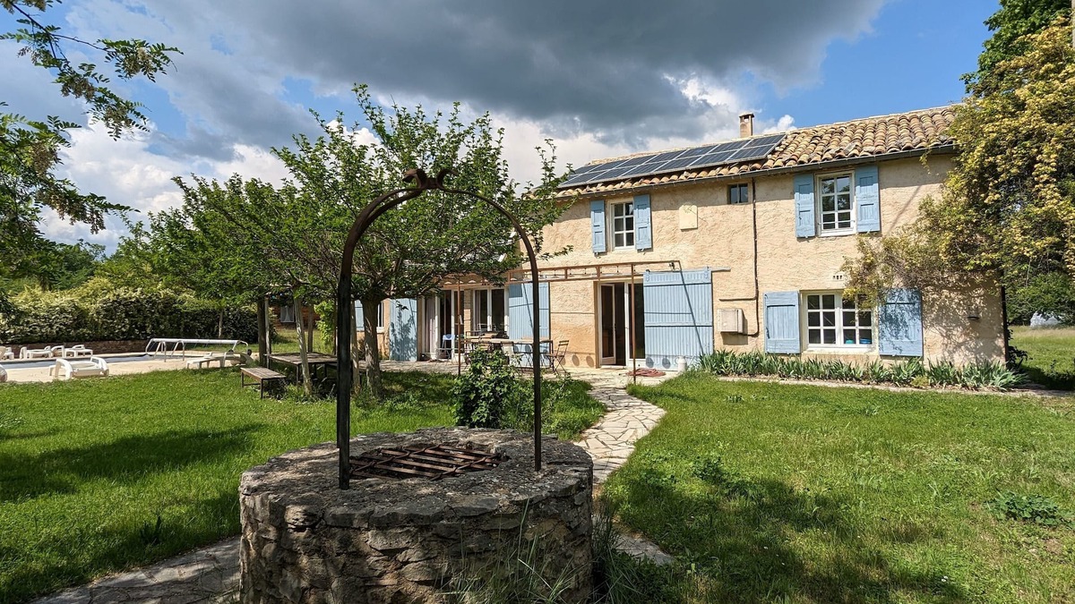 Simiane-la-Rotonde Other | Detached family home with swimming pool + detached garden shed, wooded grounds 1ha