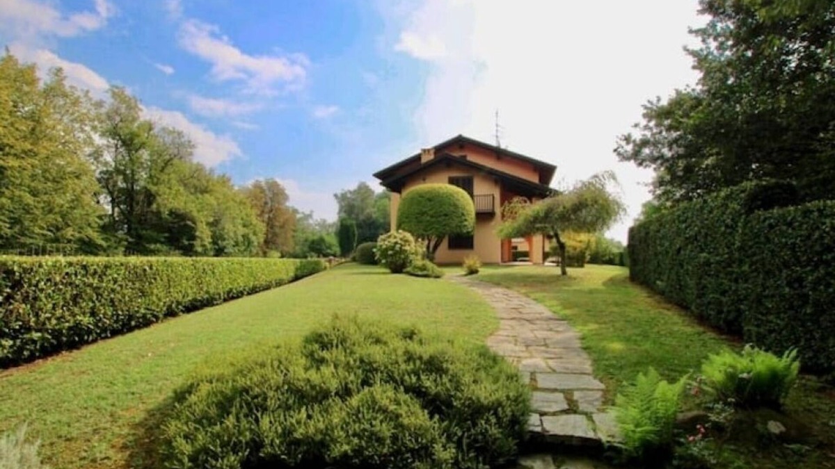 Graglia House | Detached family home in Italy with stunning views