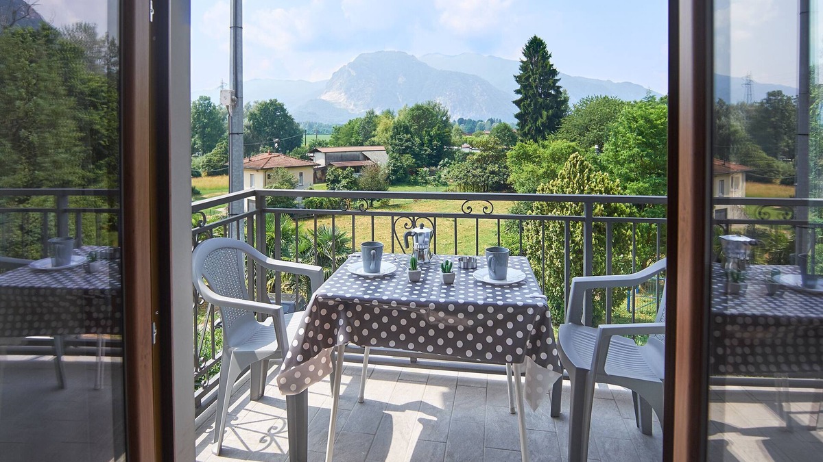 Comero Villa | Detached Gianni cottage near Lake Maggiore and Lake Mergozzo