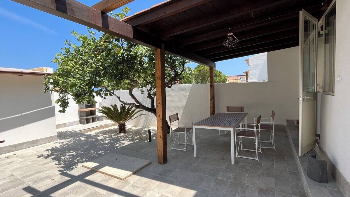 Tonnara di Bonagia House | Detached house 5 minutes walk from the sea