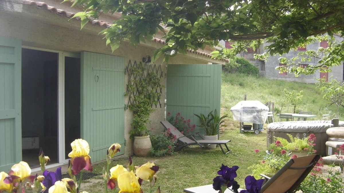 Granace House | Detached house ideally located between sea and mountains