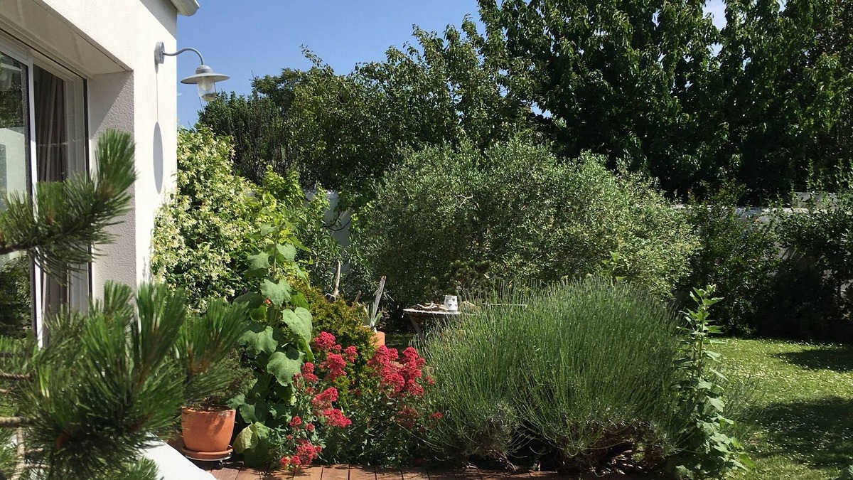 Marsilly House | Detached house with garden near the sea