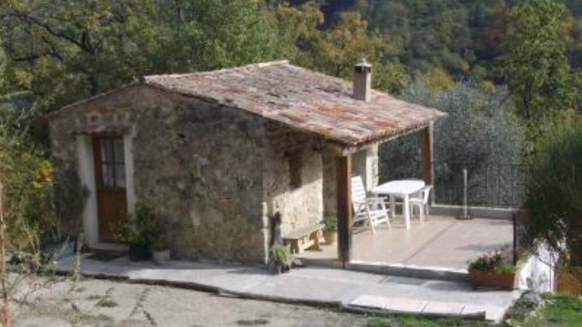 Coaraze Cottage | Detached house with garden