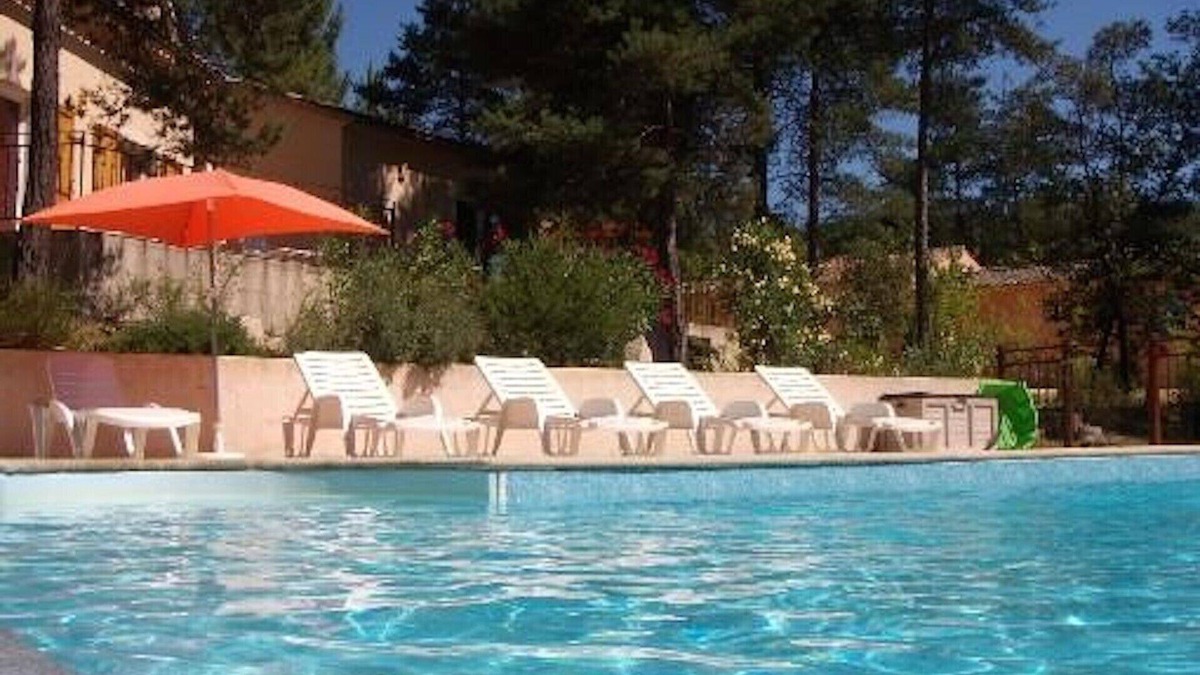 Vagnas House | Detached house with swimming pool and mature Ardèche garden