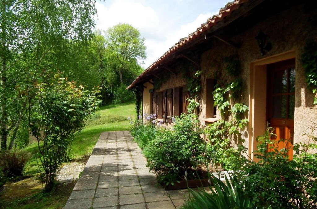 Gavaudun House | Detached house with terrace in south Dordogne