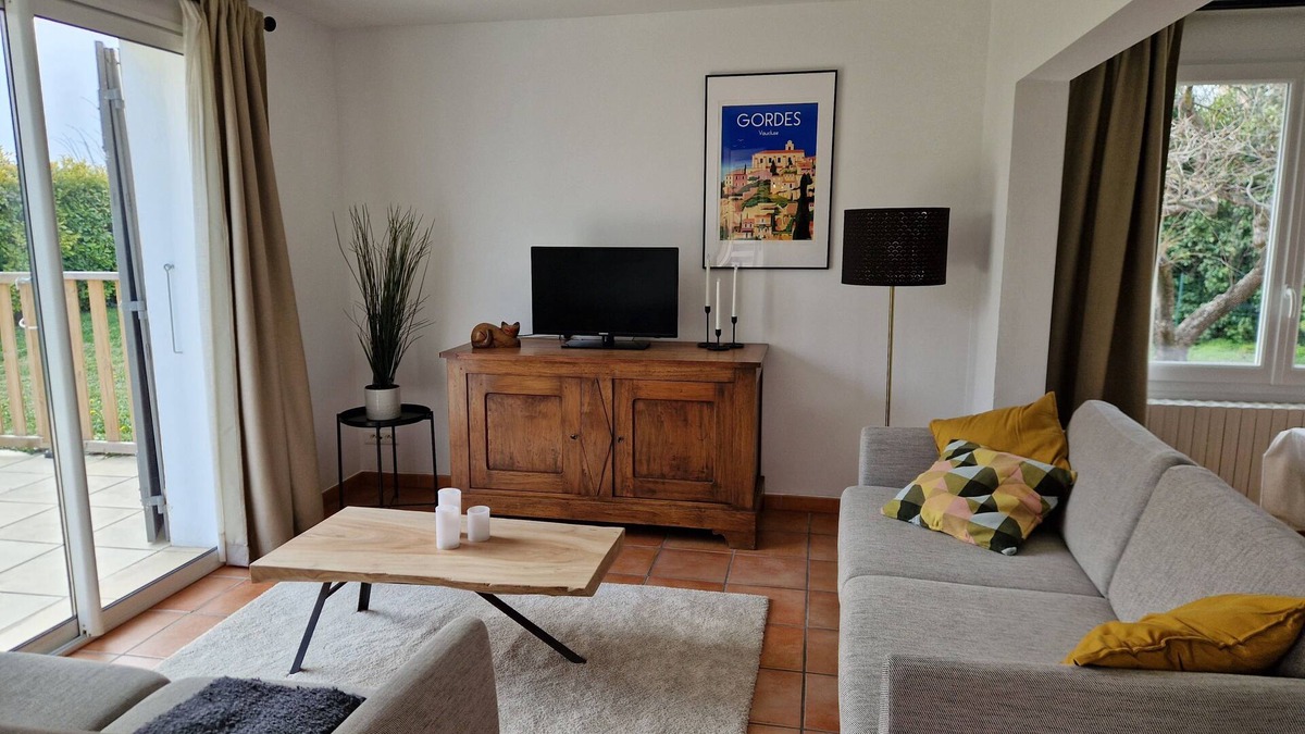 L'Isle-sur-la-Sorgue Villa | Detached T3 villa - Private pool