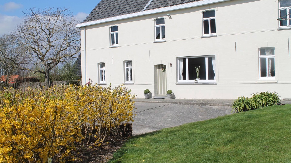 Sint-Denijs-Boekel House | Detached vacation home at the top of the Molenberg with stunning views
