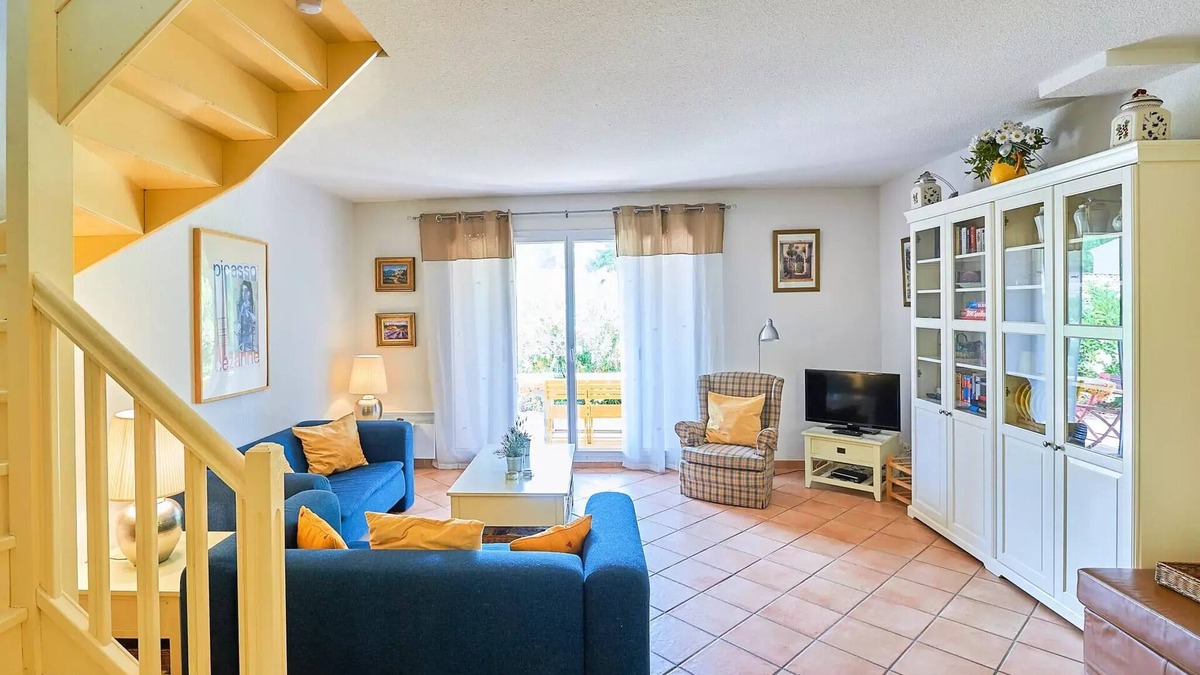 Nans-les-Pins Villa | Detached villa, 2 bathrooms, sleeps 6