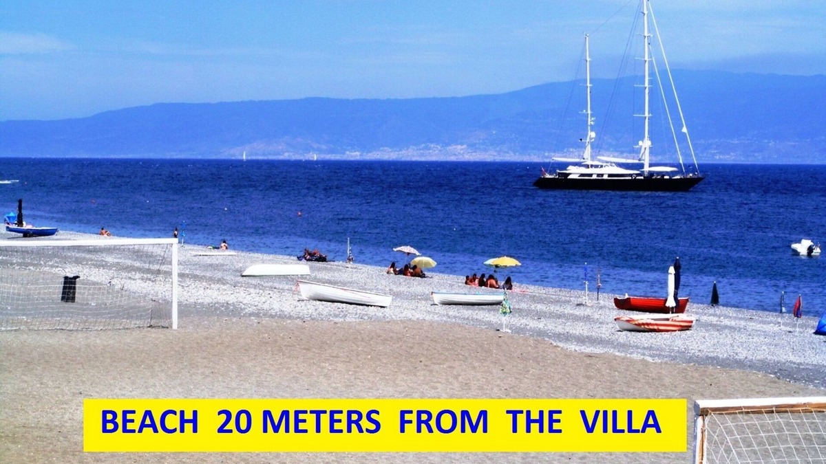 Ali Terme Villa | Detached villa 20m from the sea for stays and spa treatments near Taormina