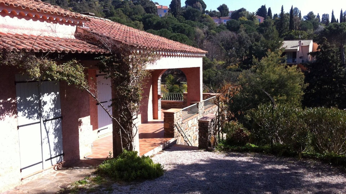 La Croix-Valmer House | Detached villa in La Croix Valmer peninsula of Saint-Tropez