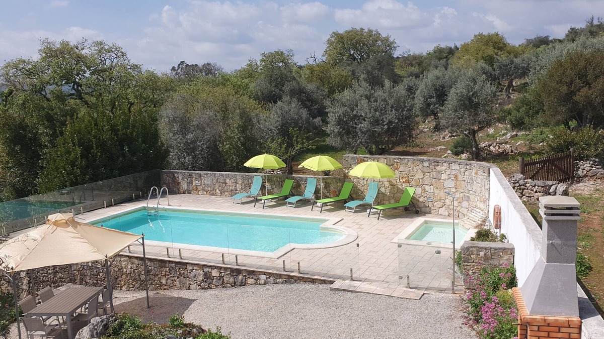 Alvorge Villa | Detached Villa With A Private Swimming Pool In A Stunning Location. Sleeps 6