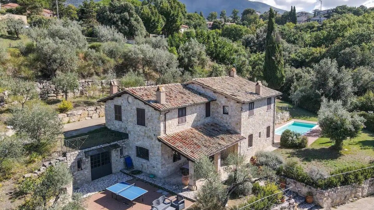 Montecchio Villa | Detached villa with private pool and great panoramic views!