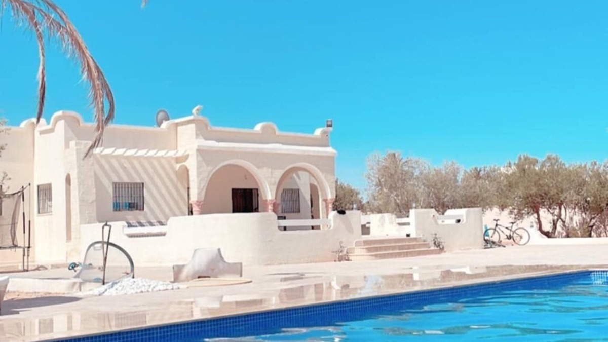 Hawmat al Badawiyin Villa | Detached villa with pool