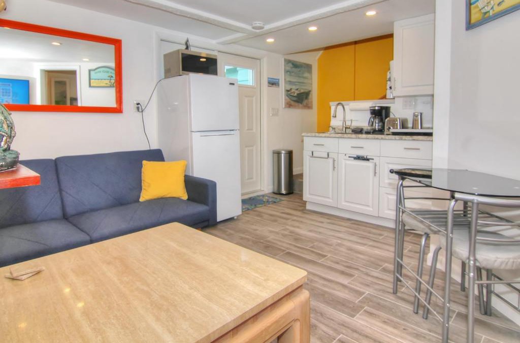 Treasure Island Hotel | Detlow's Treasured Cottages 4