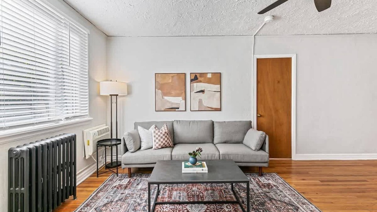 City Park Apartment | Detroit by Modern Midstay/On City Park! #T26
