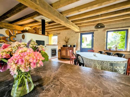 Thenay House | Deux maisons berrichonnes avec jardin privatif et cour partagée, idéale pour les groupes - FR-1-591-617
