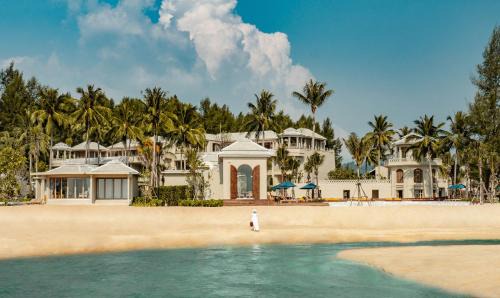 Khuk Khak Beach Resort | Devasom Khao Lak Beach Resort & Villas