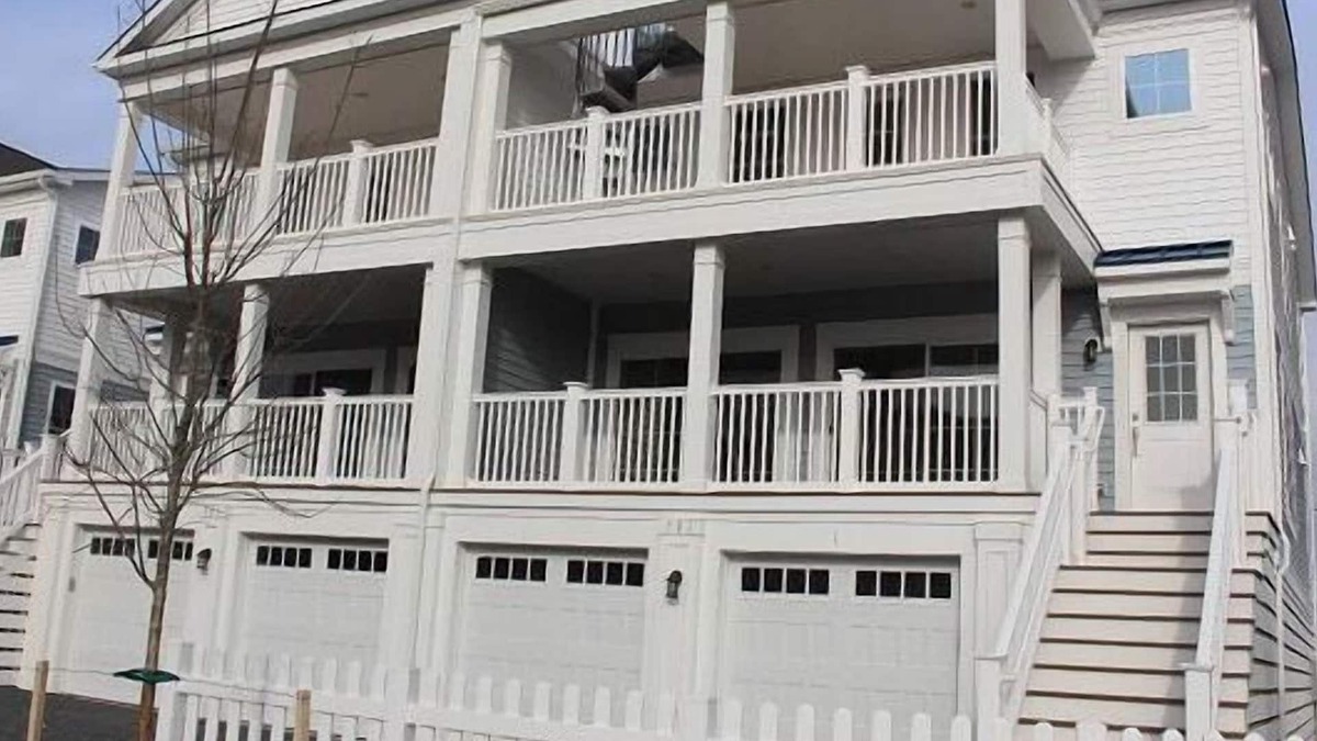 Rehoboth by the Sea House | Dewey Beach town home just over one block to beach!