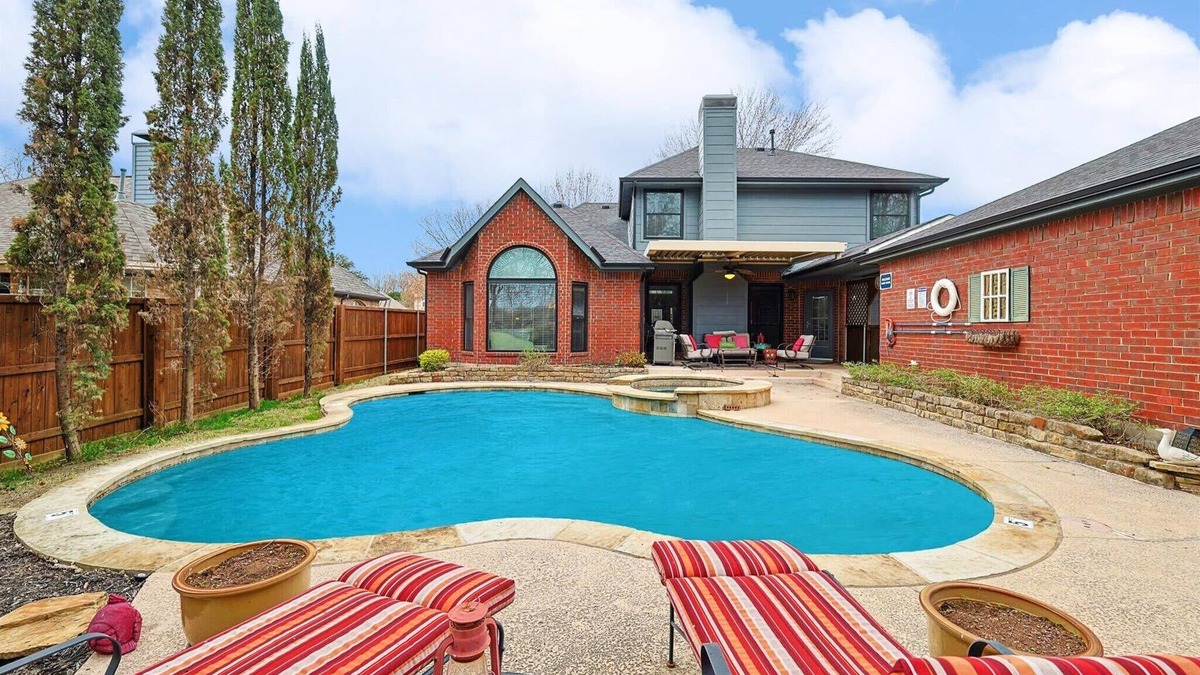 Flower Mound House | DFW Getaway - 4 Bedrooms, Pool Oasis, Media Room