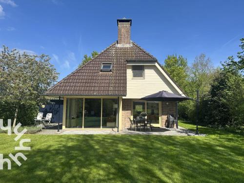 Havelte House | DG1813 Beautiful holiday home for 5 persons at golf course in Havelte