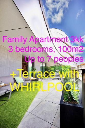 Brno-stred Apartment | DH Family and Whirlpool Premium Apartment 3kk, 2x SmartTV-NETFLIX, Big Terrace and Free Parking