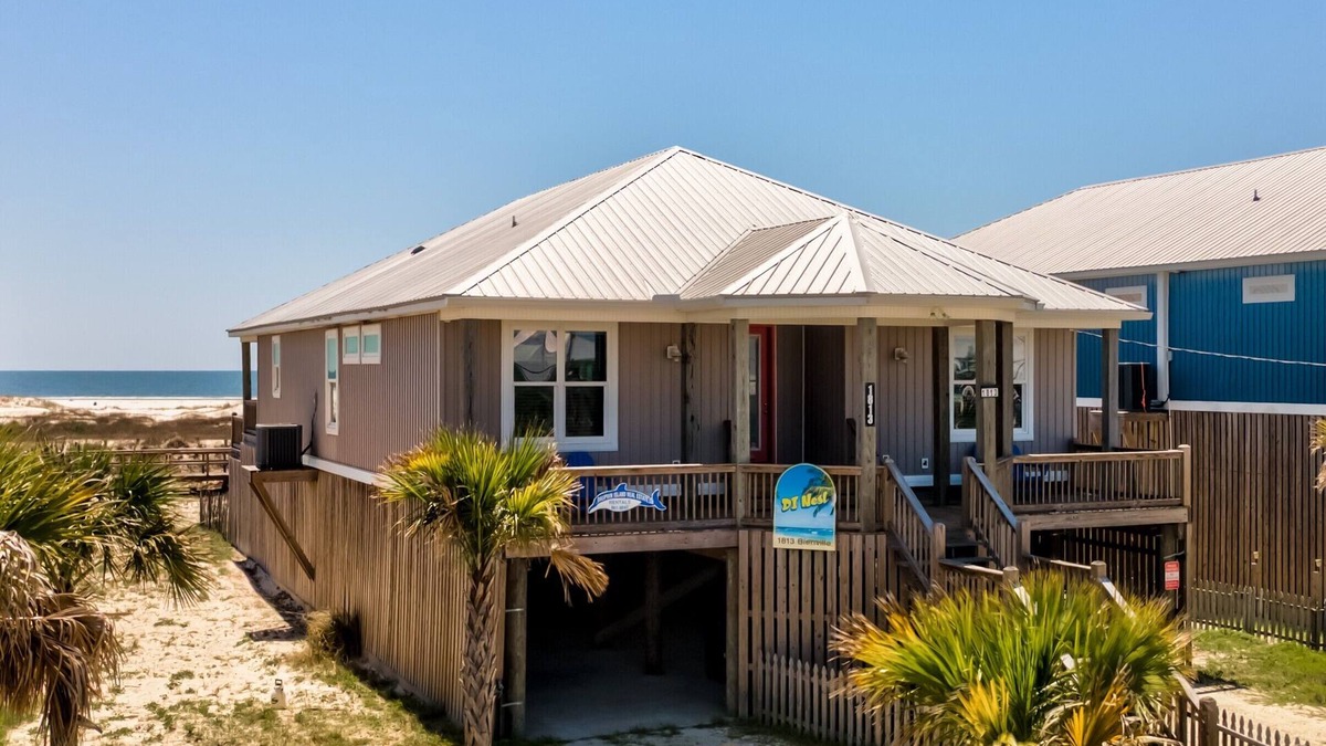 Dauphin Island House | DI Nest | your nightly fall break trip with us. Heated pool