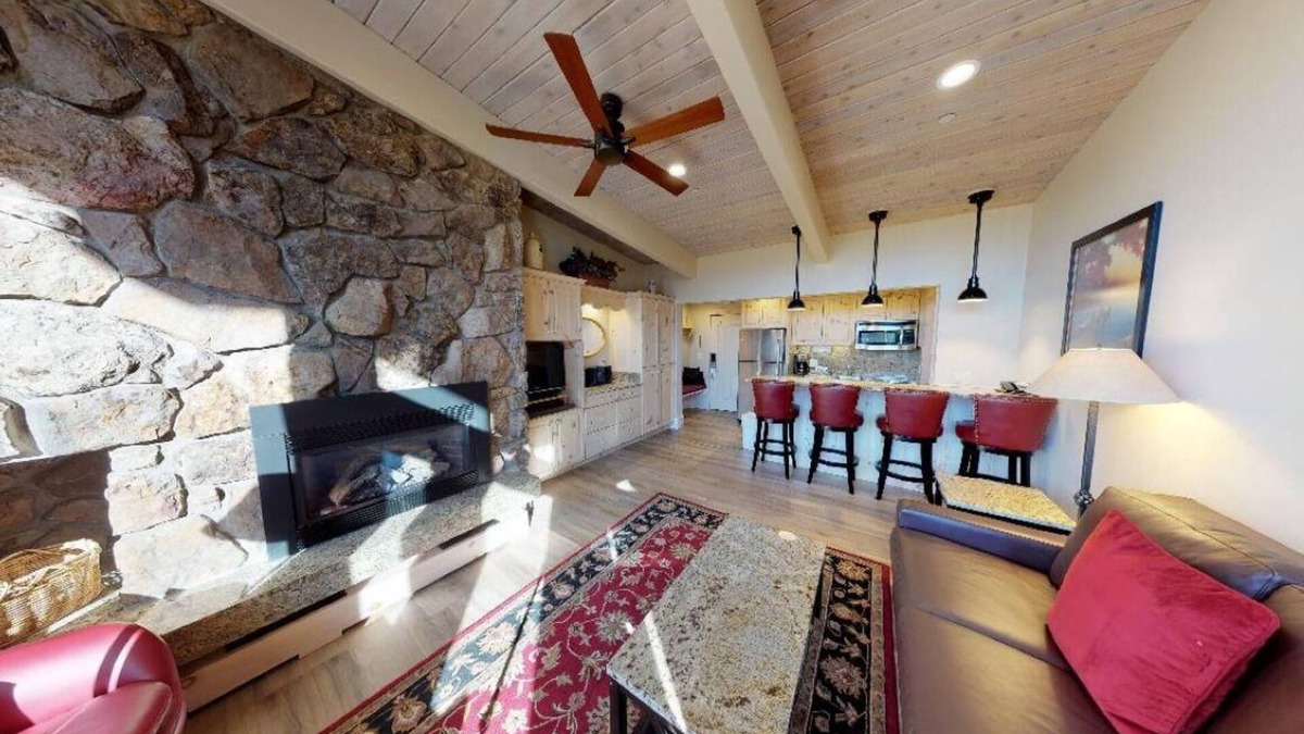 Vail Condo | Diamond Condo @ Manor Vail - Breakfast Included