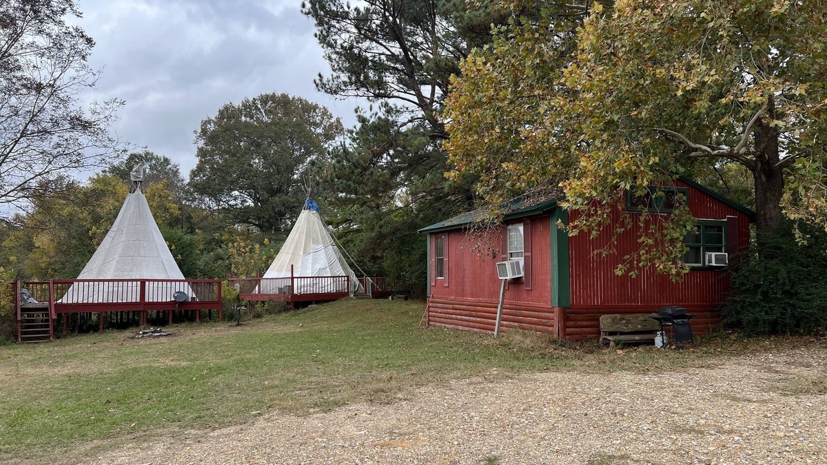 Mc Caskill Resort | Diamond Glamping - Main Log House