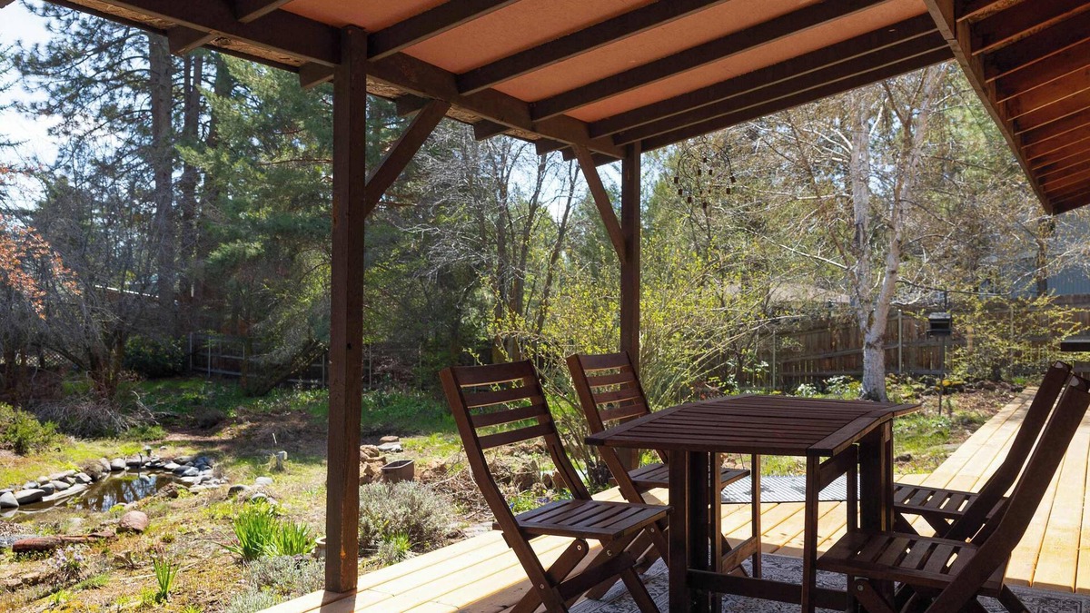 Southwest Bend House | Diamond Retreat, Cozy 2BDRM Charmer in Bend