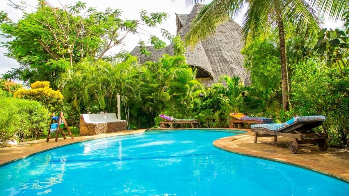 Galu Cottage | Diani Beach Holiday cottages, only 10min walk to the most beautiful Diani Beach.