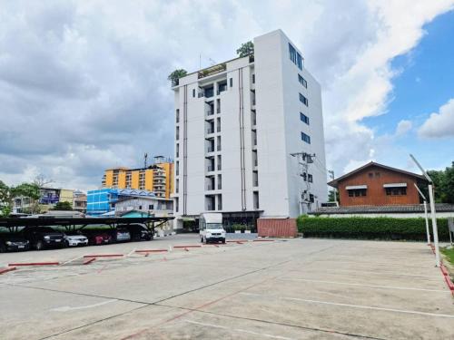 Nakhon Pathom Hotel | Diary Suite