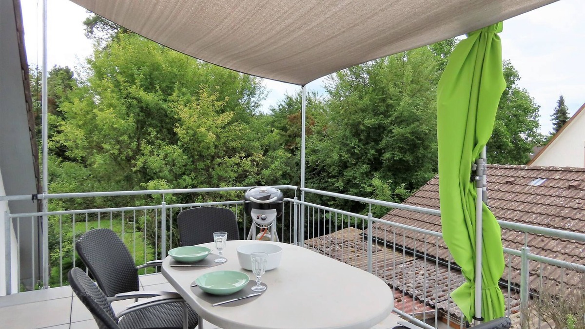 Salem Apartment | Die Stilvoll Eingerichtete Unterkunft Befindet Sich in Einem Ruhigen Wohnviertel