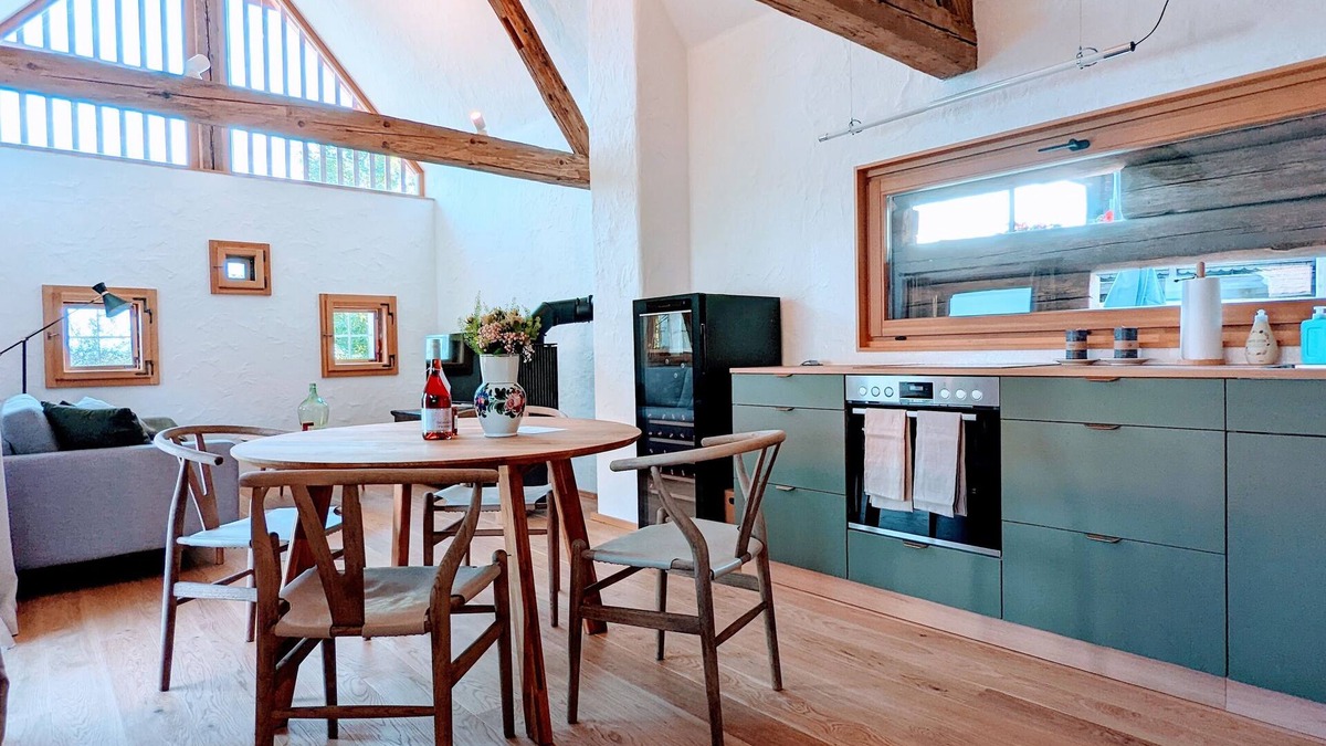Stainz Ski Chalet | dieKELLERSTÖCKL - typical styrian chalet in the Schilcher wine region