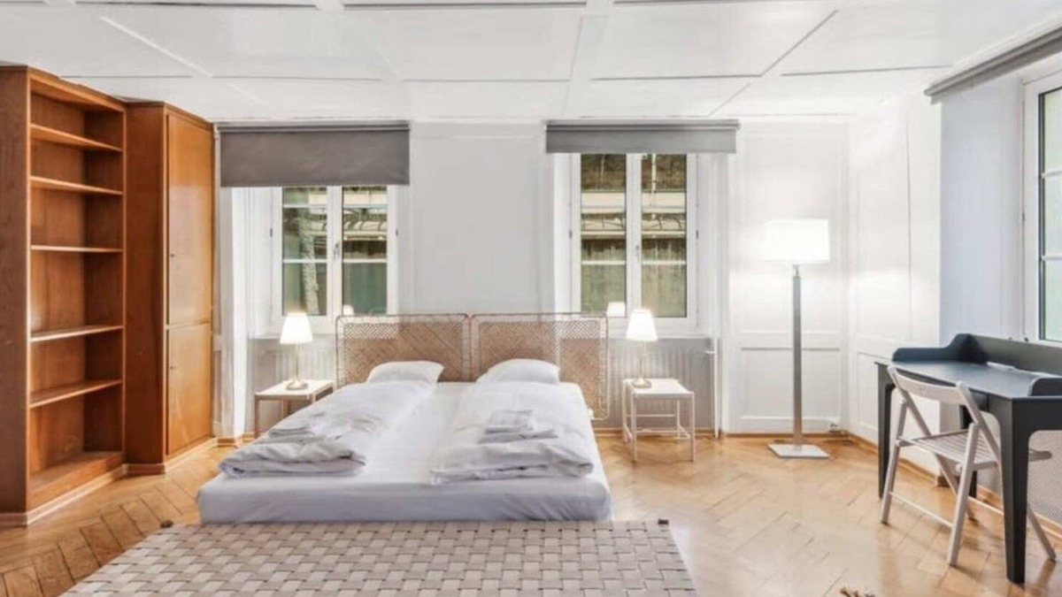 Bergdietikon Apartment | Dietikon Apartment with Fully Equipped Kitchen