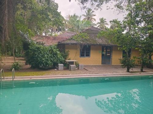 Kotadeniyawa House | Diklande Estate Bungalow