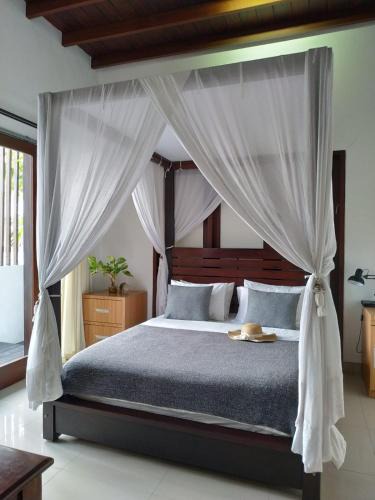 By Pass Ngurah Rai Bed & Breakfast | Dim House Jimbaran