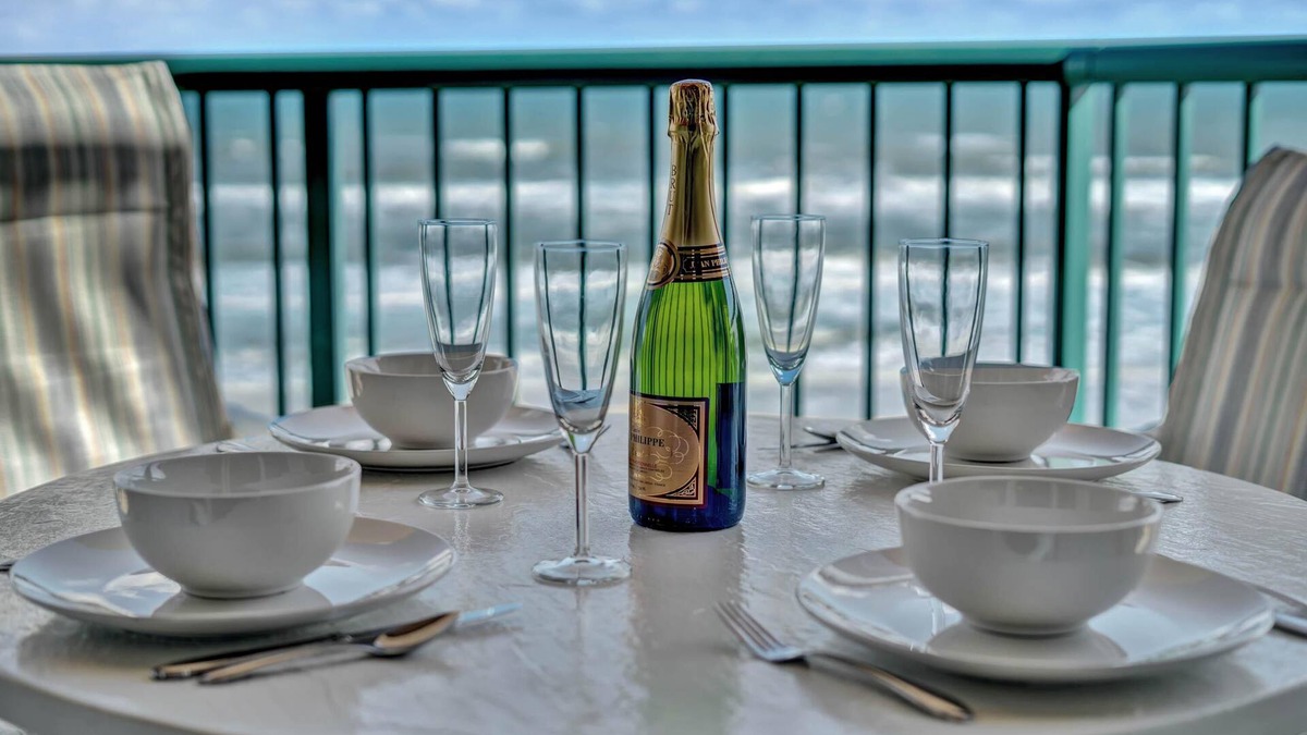Daytona Beach Shores Condo | DiMucci Towers 2 BR Direct Oceanfront - Fantastic Balcony- sleeps 6 POOL OPEN