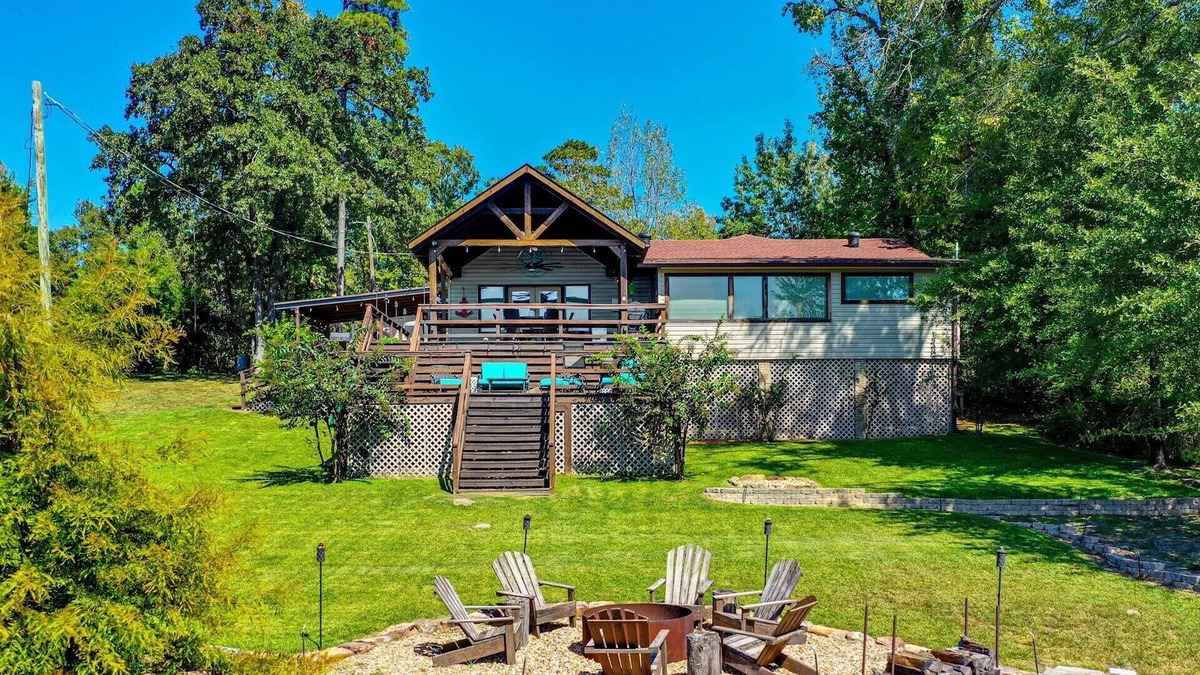 Jefferson House | Direct Beach Access, Watersports, Lakeside Firepit and more @ Crystal Cove