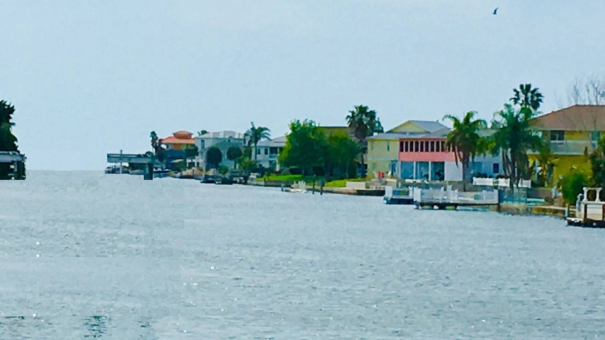 Spring Hill House | Direct Gulf access on deep water canal and private floating dock