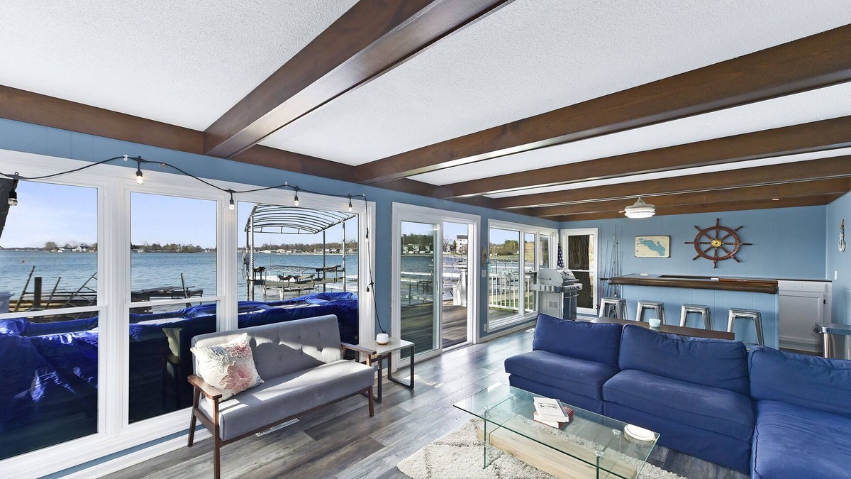 Syracuse House | ⚓️Direct lake view with available Tritoon boat rental