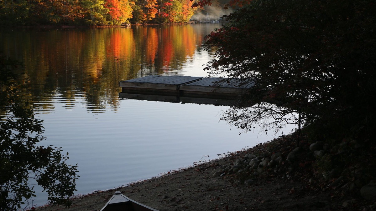 Wakefield House | DIRECT Lake Waterfront - Peace and quiet; dog friendly!