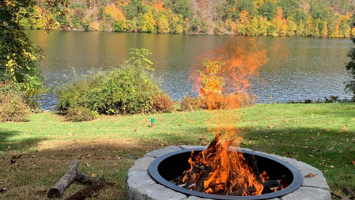 Brookfield House | Direct Lakefront Home on Lake Lillinonah with Elevator Access