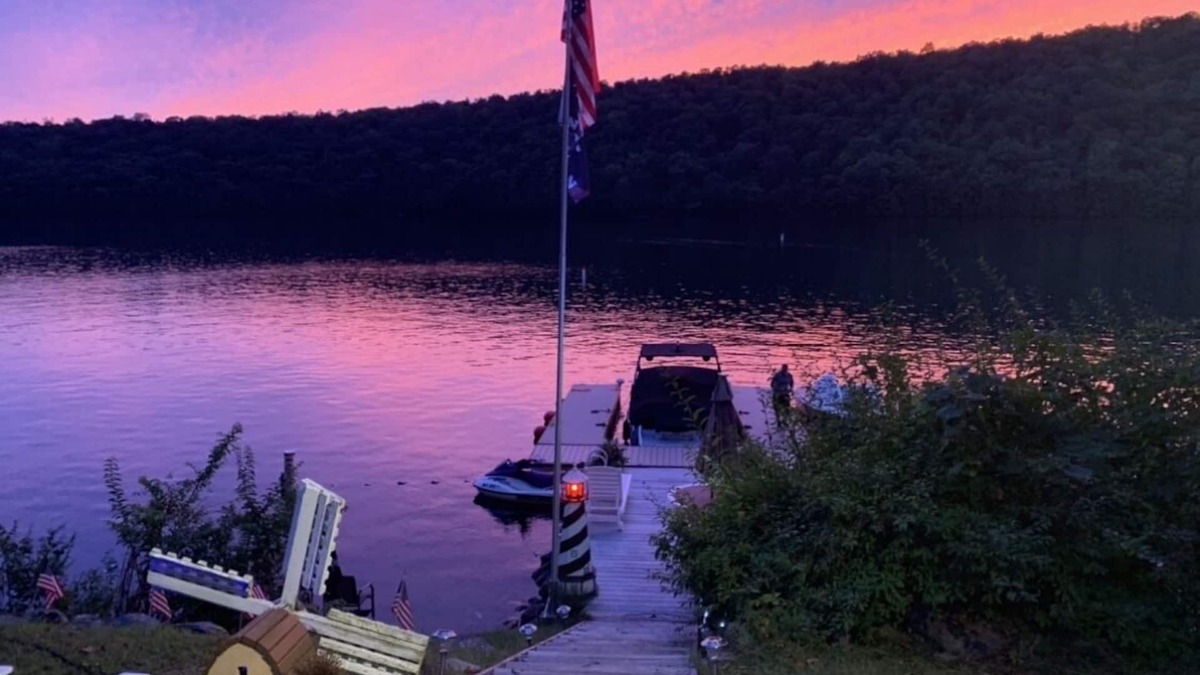 New Milford House | Direct Waterfront on Candlewood Lake with/boat slip/hot tub & outdoor kitchen