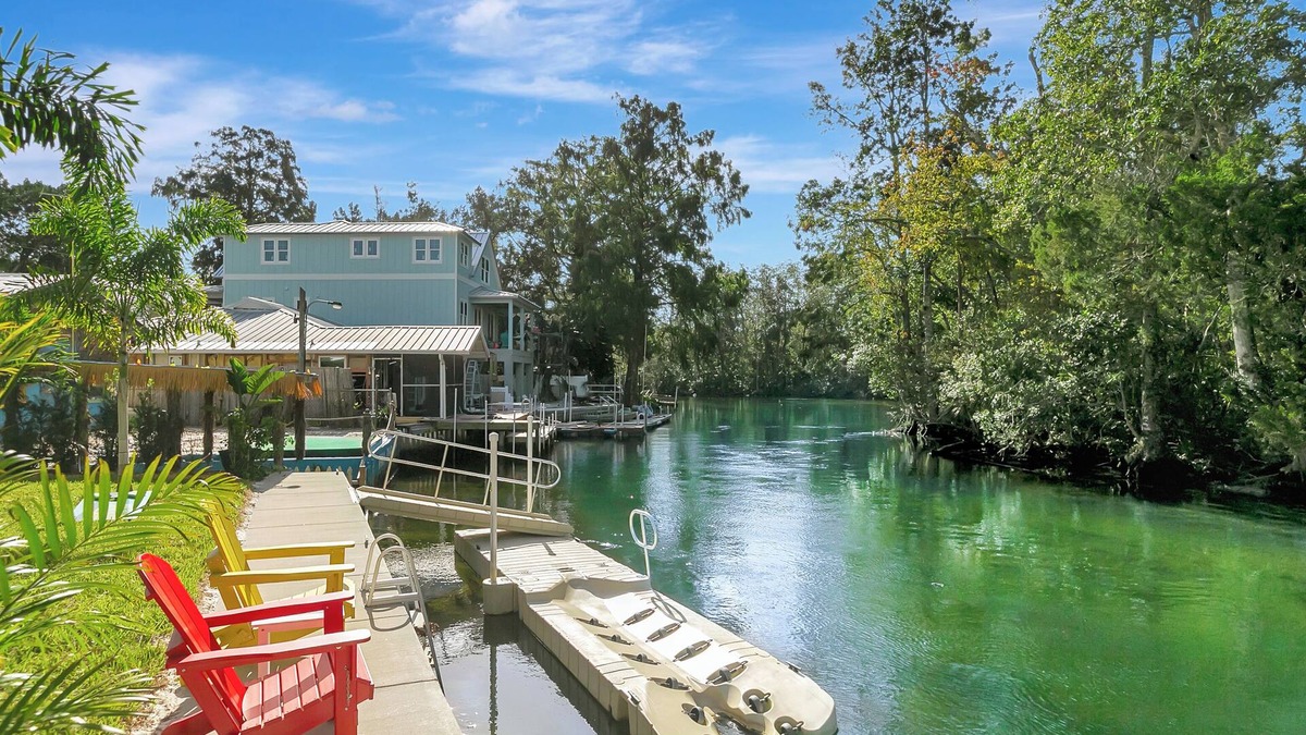 Weeki Wachee Gardens House | DIRECT WEEKI WACHEE RIVER FRONT! NEW CUSTOMHOME! WELCOME TO RIVER MARGARITAVILLE