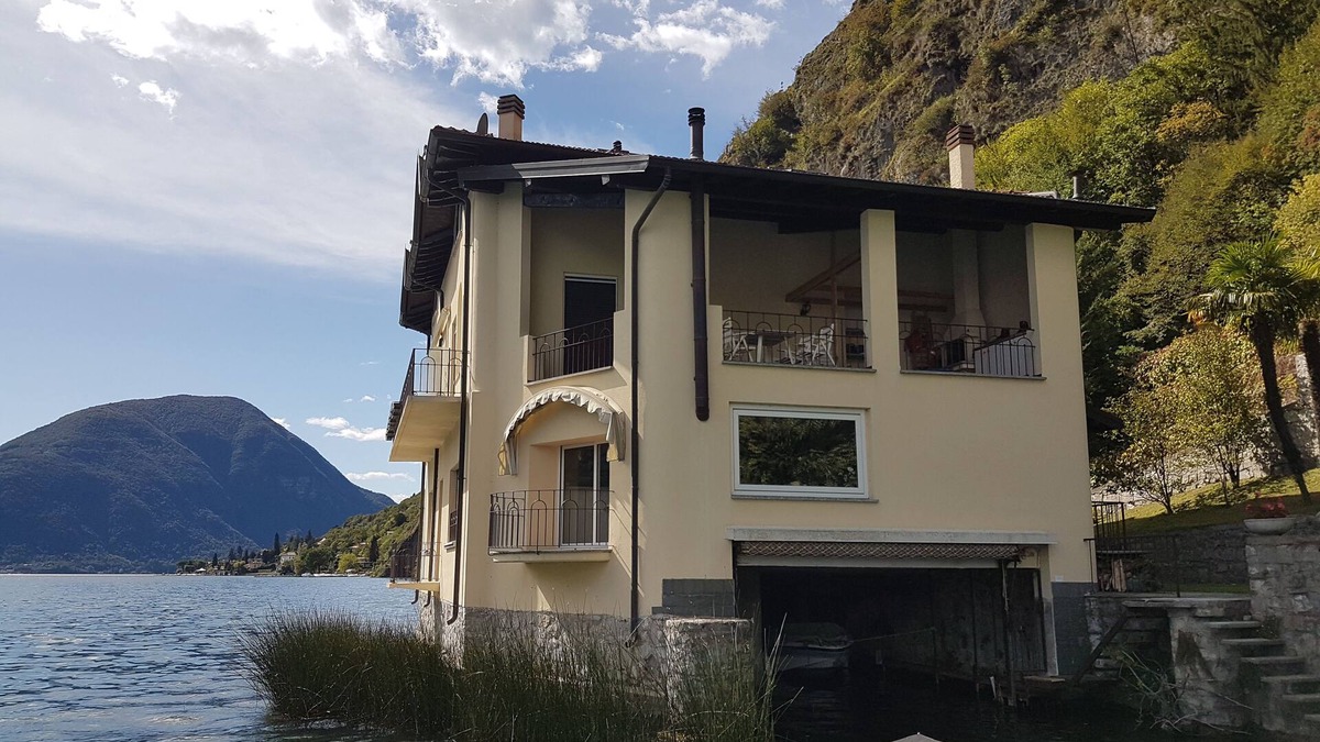 Cima Apartment | Directly on Lago di Lugano with boat mooring