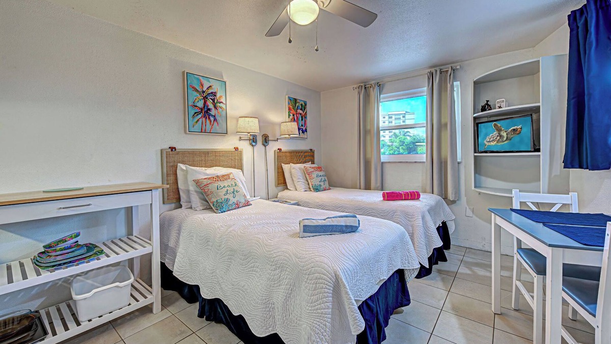 Golden Beach Condo | Directly on the Gulf - Unit 15 - Efficiency - Second Floor - Sleeps 2