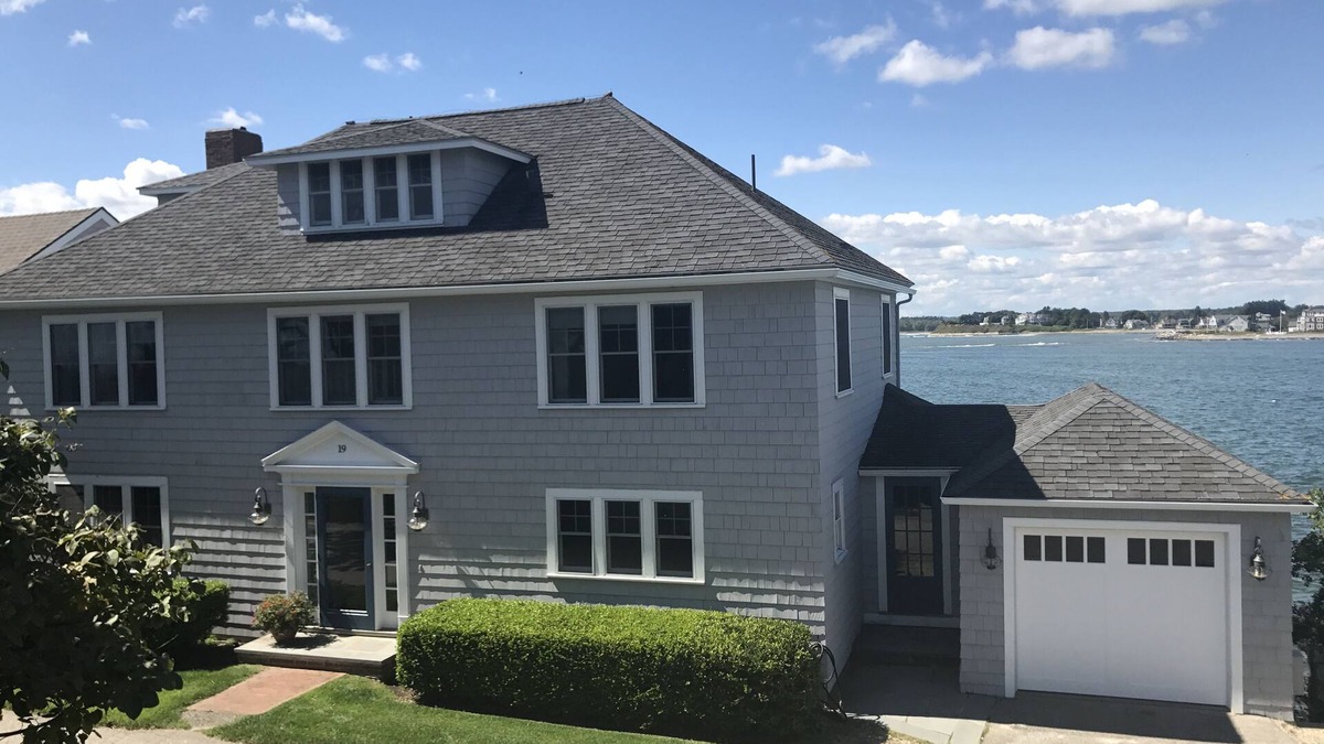Kennebunk House | Directly on the Ocean - Luxury Waterfront Home. Steps To Mothers Beach & KBIA
